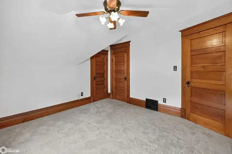 109 Anna Street Garwin IA 50632