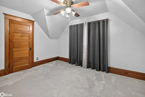 109 Anna Street Garwin IA 50632