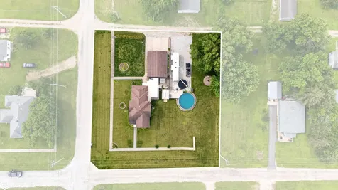 109 Anna Street Garwin IA 50632