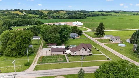 109 Anna Street Garwin IA 50632