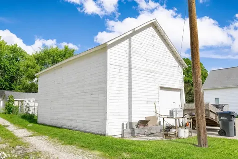 1715 Louisa Street Burlington IA 52601