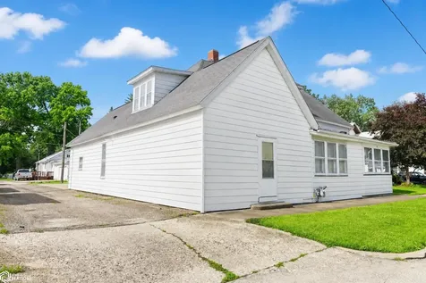 1715 Louisa Street Burlington IA 52601