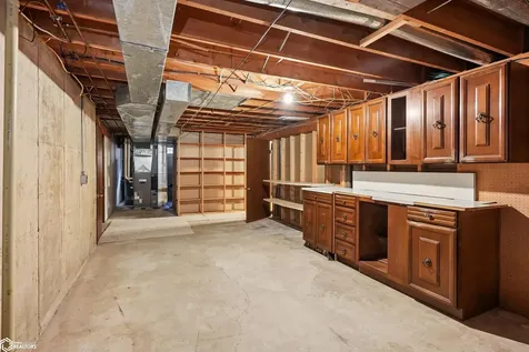 1509 4th Street Eldora IA 50627