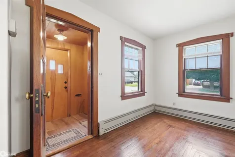407 N 15th Street Marshalltown IA 50158