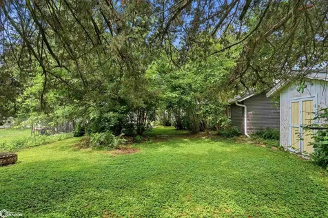 407 N 15th Street Marshalltown IA 50158