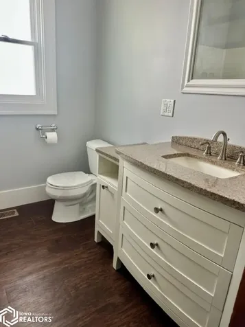 420 Vine Street Burlington IA 52601