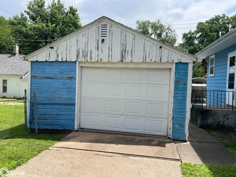 1008 S 5th Burlington IA 52601