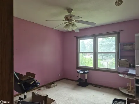 1816 Sunset Street Grinnell IA 50112