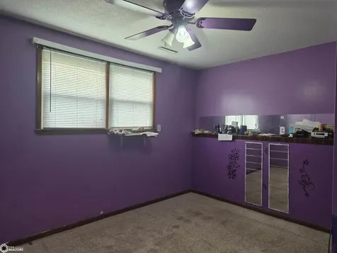 1816 Sunset Street Grinnell IA 50112