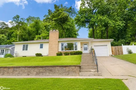 1311 Avenue B Fort Madison IA 52627