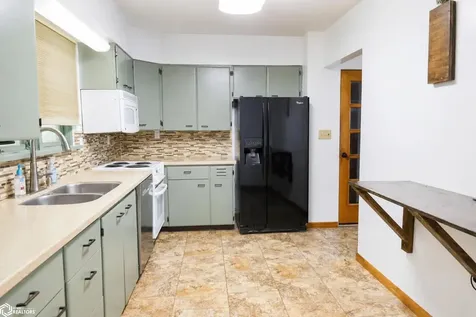 1311 Avenue B Fort Madison IA 52627