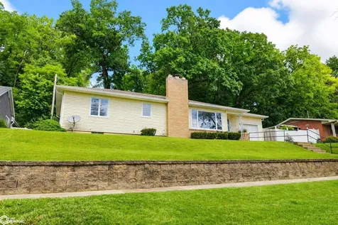 1311 Avenue B Fort Madison IA 52627