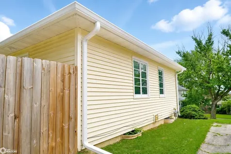 1311 Avenue B Fort Madison IA 52627