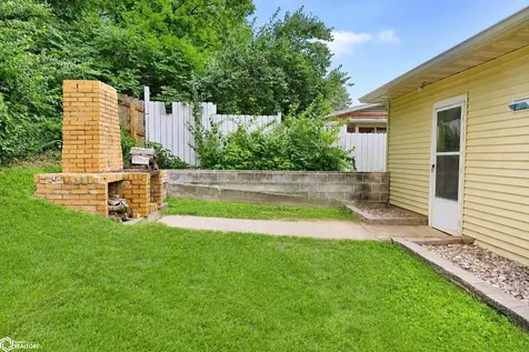 1311 Avenue B Fort Madison IA 52627