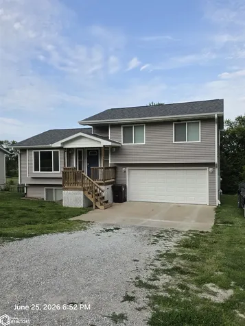 152 Hi View Drive Knoxville IA 50138