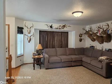 152 Hi View Drive Knoxville IA 50138