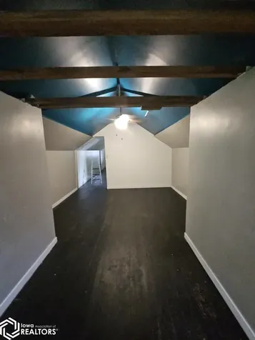 113 Woodrow Street Stockport IA 52651