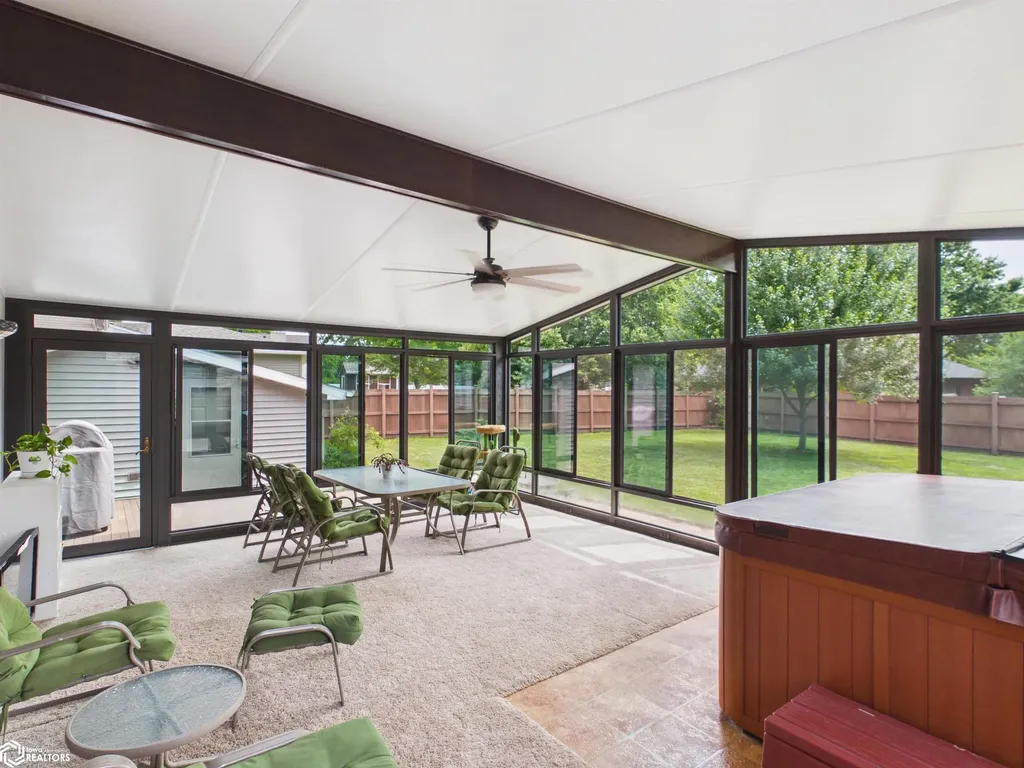 6 Eleaner Drive Ottumwa IA 52501