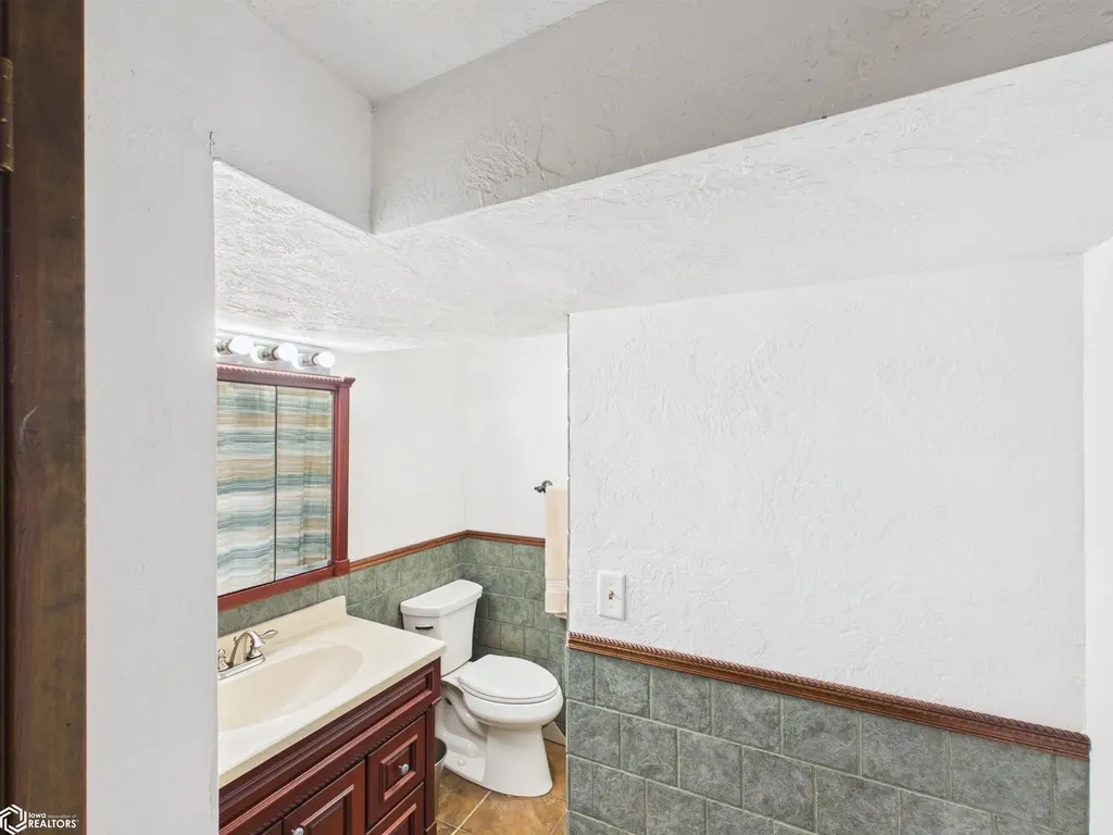 6 Eleaner Drive Ottumwa IA 52501