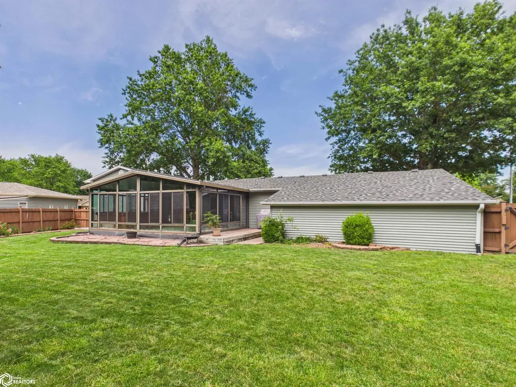 6 Eleaner Drive Ottumwa IA 52501