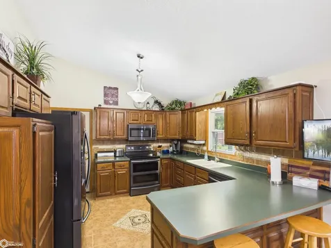 6 Eleanor Drive Ottumwa IA 52501
