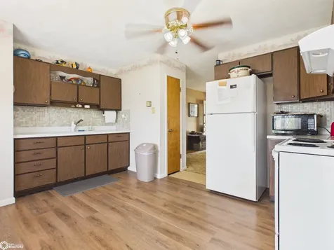 2746 255th Avenue Montrose IA 52639
