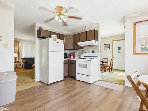 2746 255th Avenue Montrose IA 52639