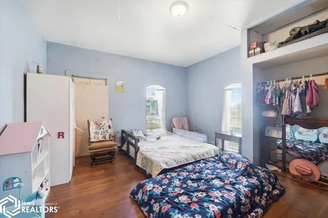 922 3rd Avenue Ackley IA 50601