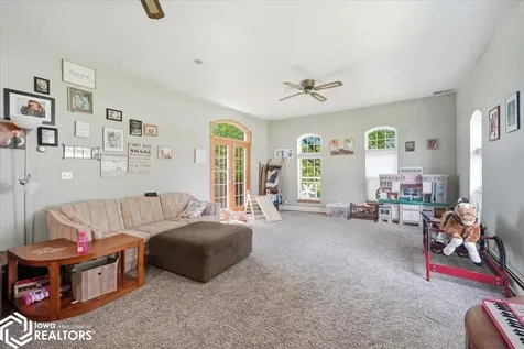 922 3rd Avenue Ackley IA 50601