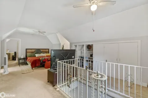 636 2nd Street NE Mason City IA 50401