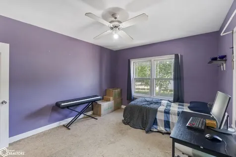 636 2nd Street NE Mason City IA 50401