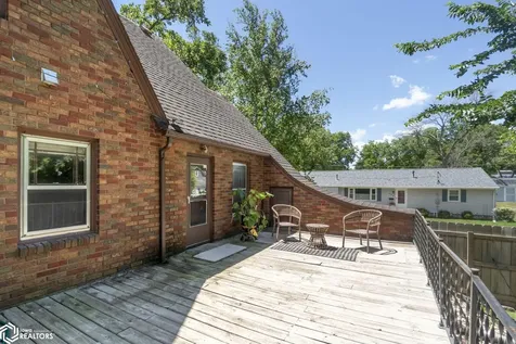 636 2nd Street NE Mason City IA 50401
