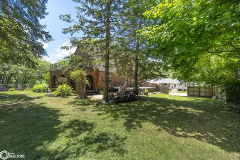 636 2nd Street NE Mason City IA 50401