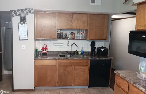 566 W Main Street Fremont IA 52561