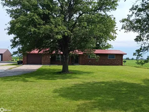 566 W Main Street Fremont IA 52561