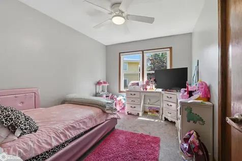 800 Terrace Drive Burlington IA 52601