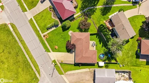 800 Terrace Drive Burlington IA 52601