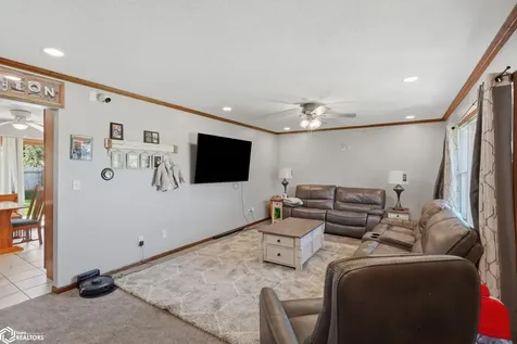 800 Terrace Drive Burlington IA 52601