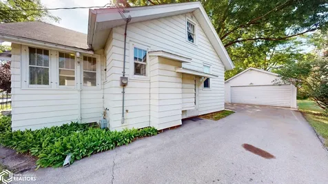 1135 1st Street SW Mason City IA 50401