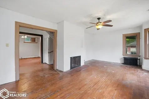 1501 11th Street Eldora IA 50627