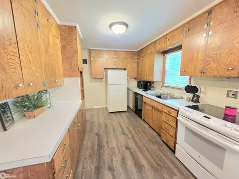 616 S Indiana Mason City IA 50401