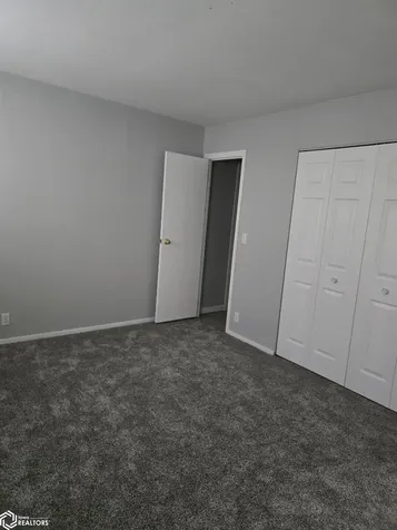 1002 Maywood Drive Oskaloosa IA 52577