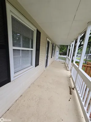 1002 Maywood Drive Oskaloosa IA 52577