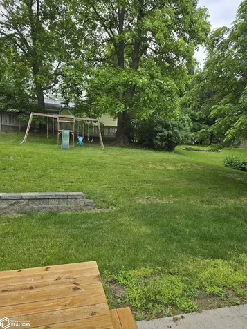 1002 Maywood Drive Oskaloosa IA 52577