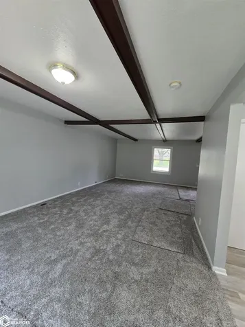1002 Maywood Drive Oskaloosa IA 52577