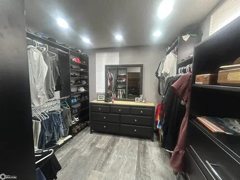 609 W 12th Street Tama IA 52339