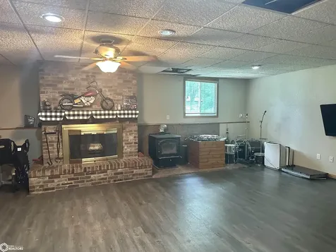 912 Country Lane Drive Keosauqua IA 52565