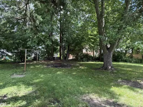 534 S Ave B Washington IA 52353