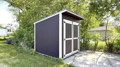 912 15th Street NE Mason City IA 50401