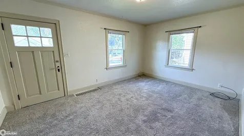 912 15th Street NE Mason City IA 50401